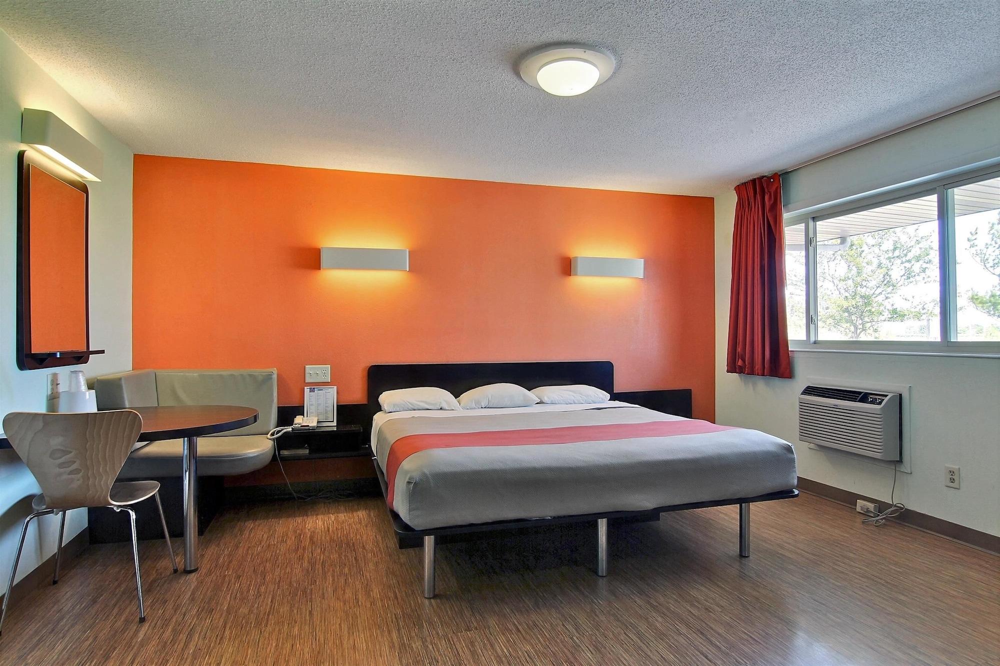 Motel 6-Gilman, Il Exterior photo